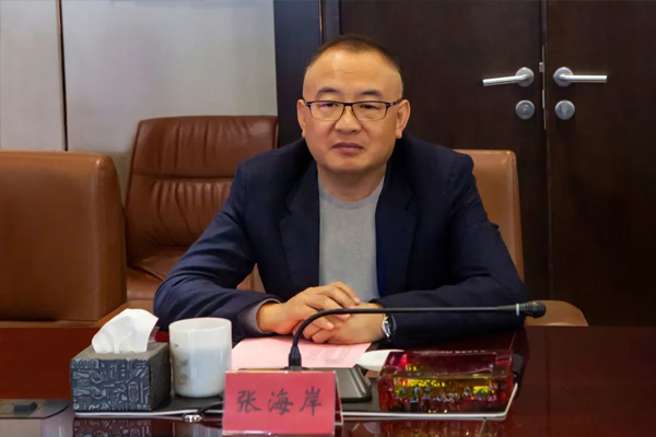 金霞經(jīng)開區(qū)李國軍書記一行走訪慰問友誼咨詢3.JPG